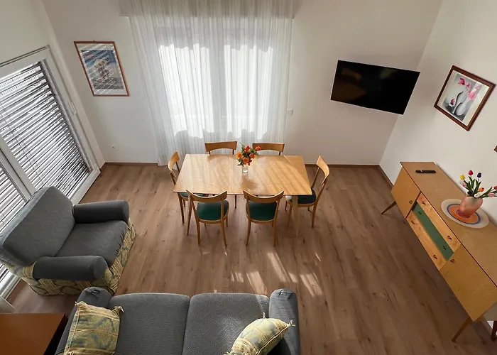 Casa Paola By The דירה